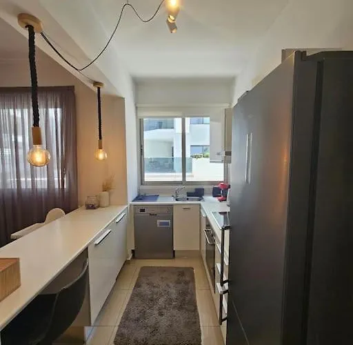 11 - Urban Oasis * Ларнака